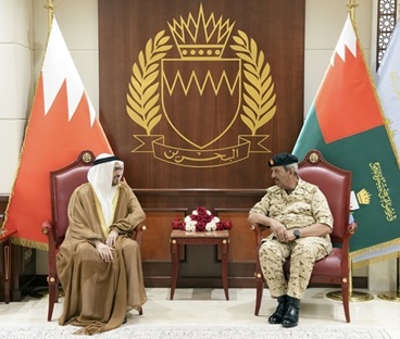 Commander-in-Chief Meets with ECSSR Vice President