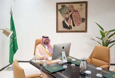 Crown Prince of the Northern Border Region Meets Head of the Zakat, Tax, and Customs Authority