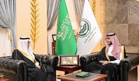 Taif Governor Receives University of Taif President
